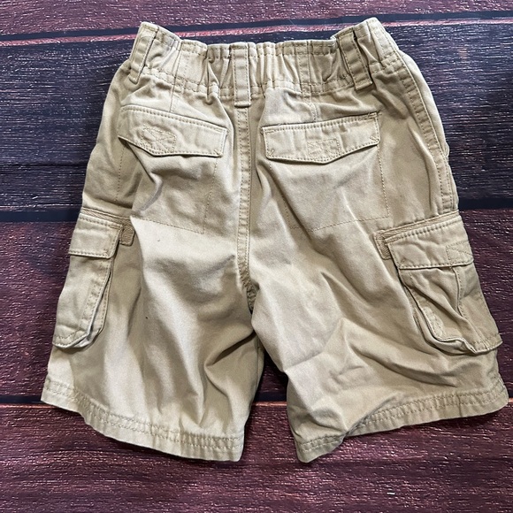 5 for $10 Cherokee Boys Khaki Cargo Shorts Size 4T - Picture 2 of 4